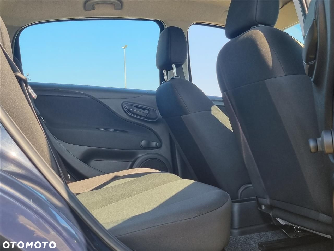 Fiat Punto 2012 - 16
