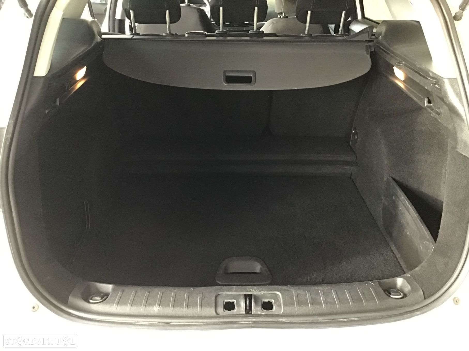 Fiat Tipo Station Wagon 1.3 M-Jet Lounge - 9