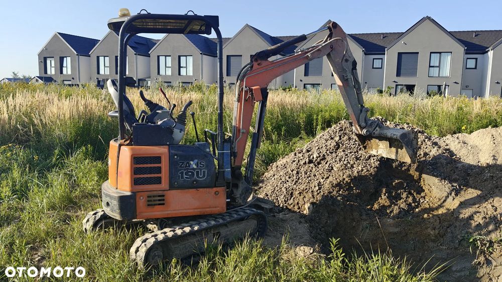 Hitachi Zaxis 19U-5 - 1