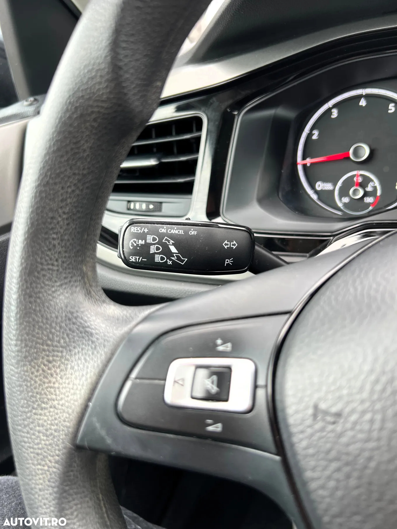 Volkswagen Polo 1.0 TSI DSG Comfortline - 16
