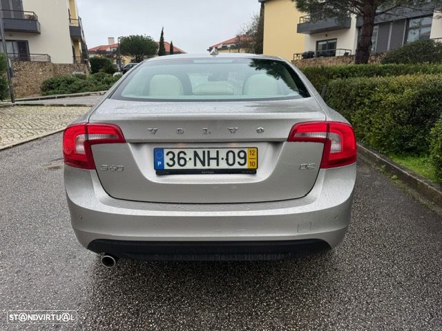 Volvo S60 1.6 D2 Momentum Eco - 5