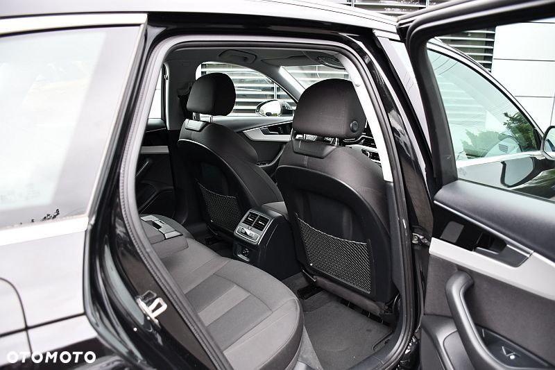 Audi A4 Avant 35 TFSI S tronic sport - 20