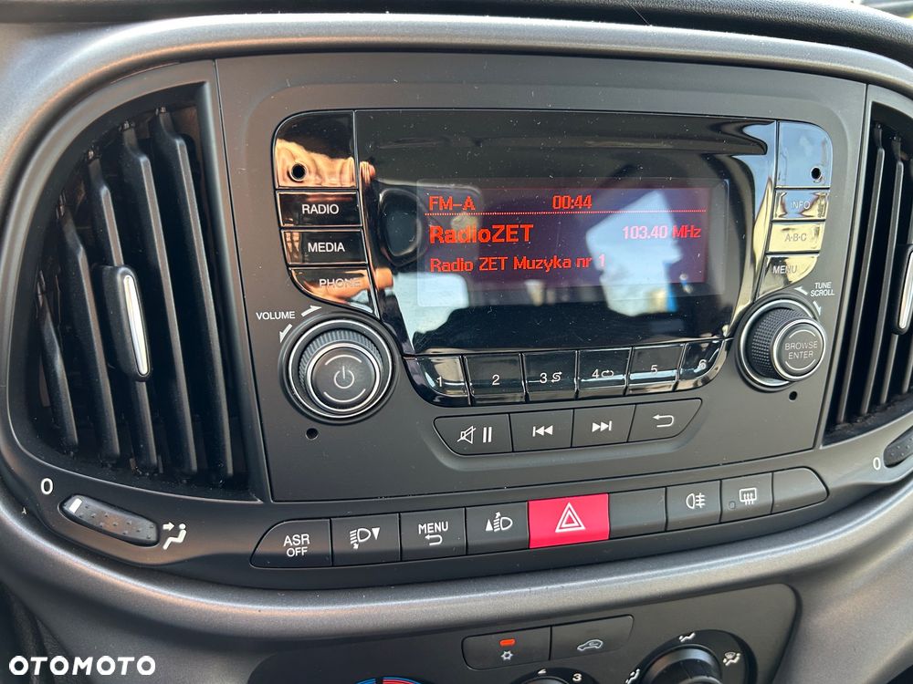 Fiat Doblo 1.4 16V Easy - 22