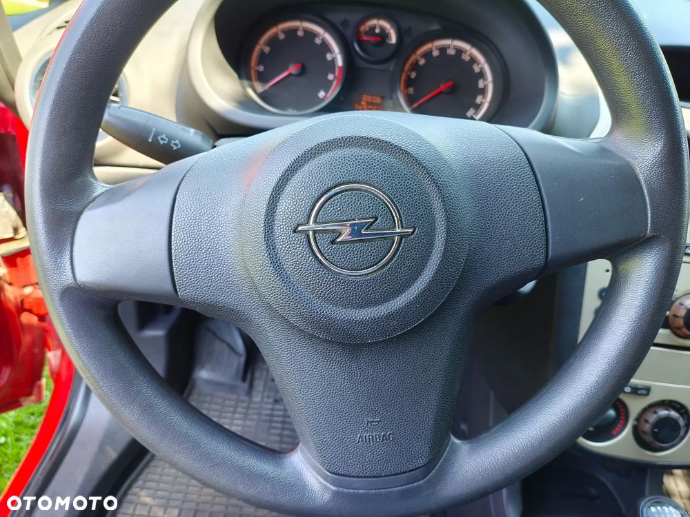 Opel Corsa 1.2 16V Enjoy - 11