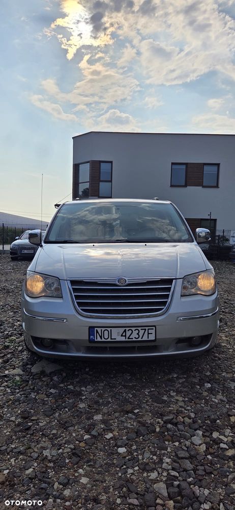 Chrysler Town & Country 4.0 Limited - 3