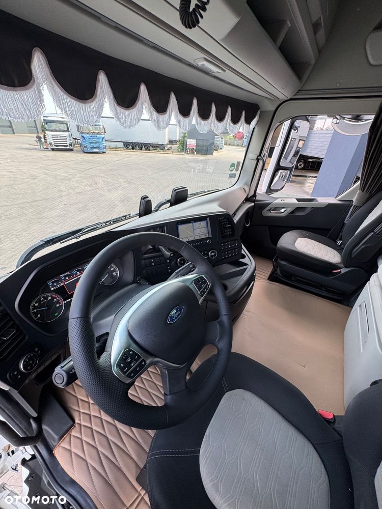 Ford F-MAX 500 - 16