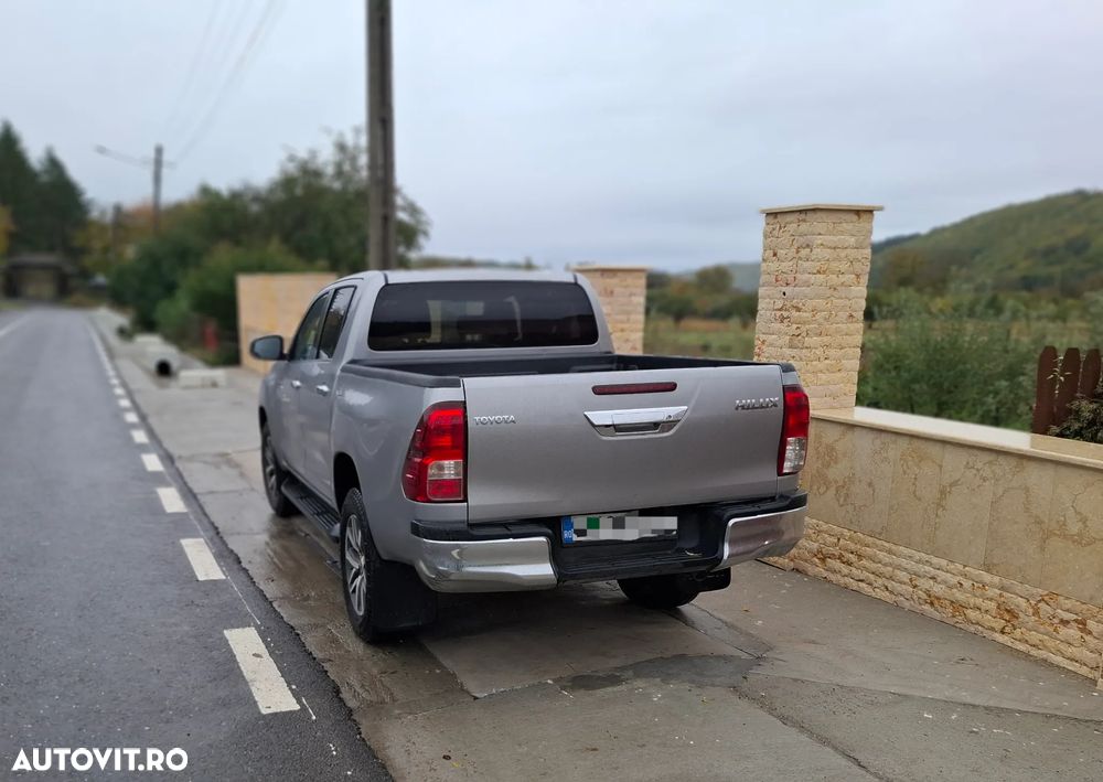 Toyota Hilux - 5