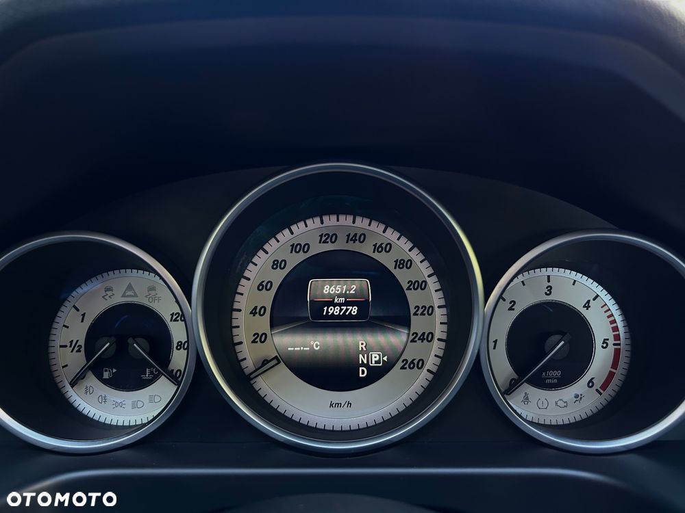 Mercedes-Benz Klasa E 220 BlueTEC 7G-TRONIC Avantgarde - 18