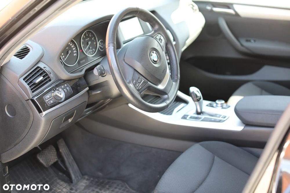 BMW X3 xDrive20i - 8