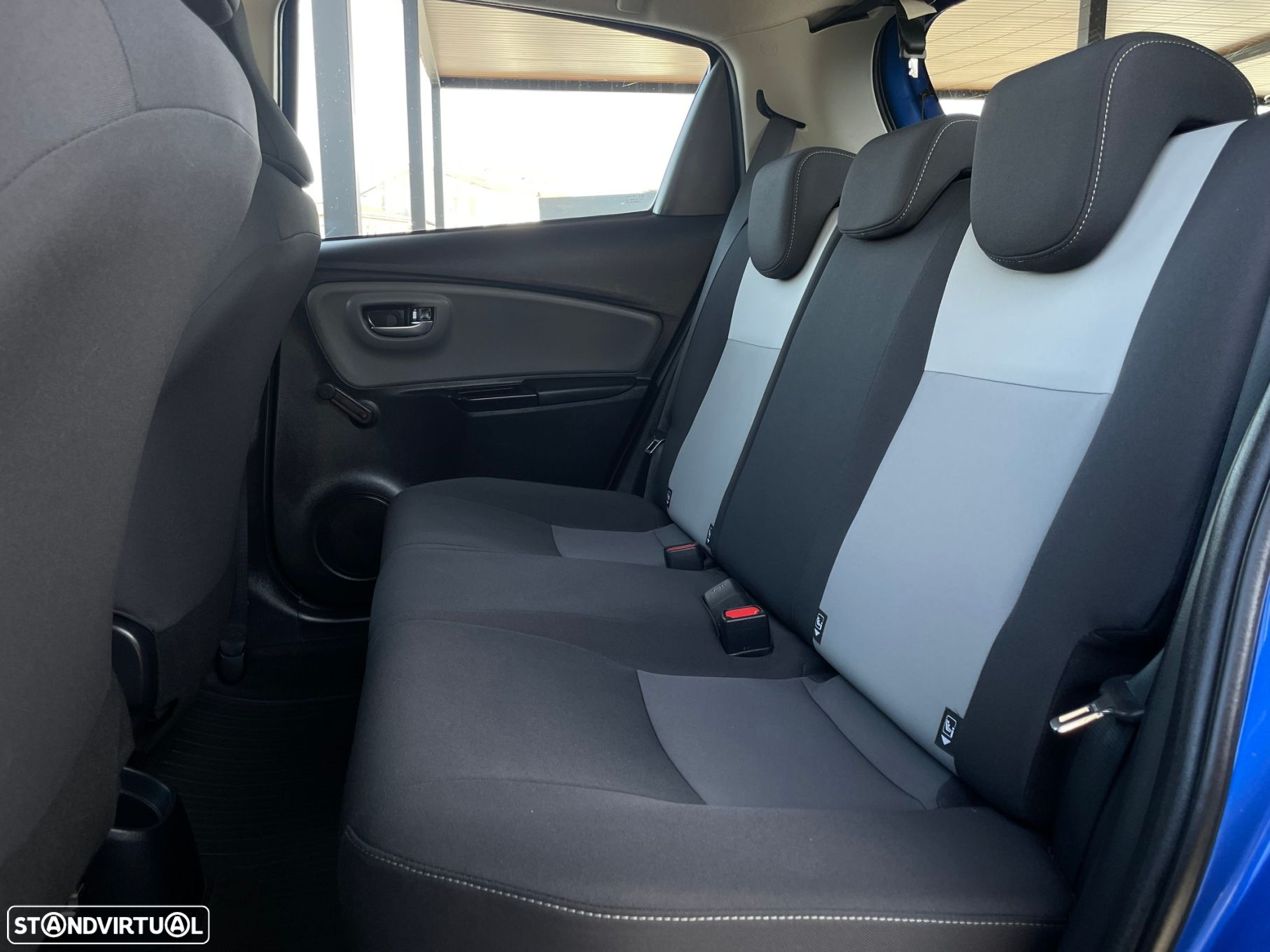Toyota Yaris 1.0 VVT-i - 13