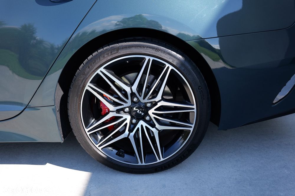 Kia Stinger 3.3 T-GDI V6 GT Prestige Line AWD - 13