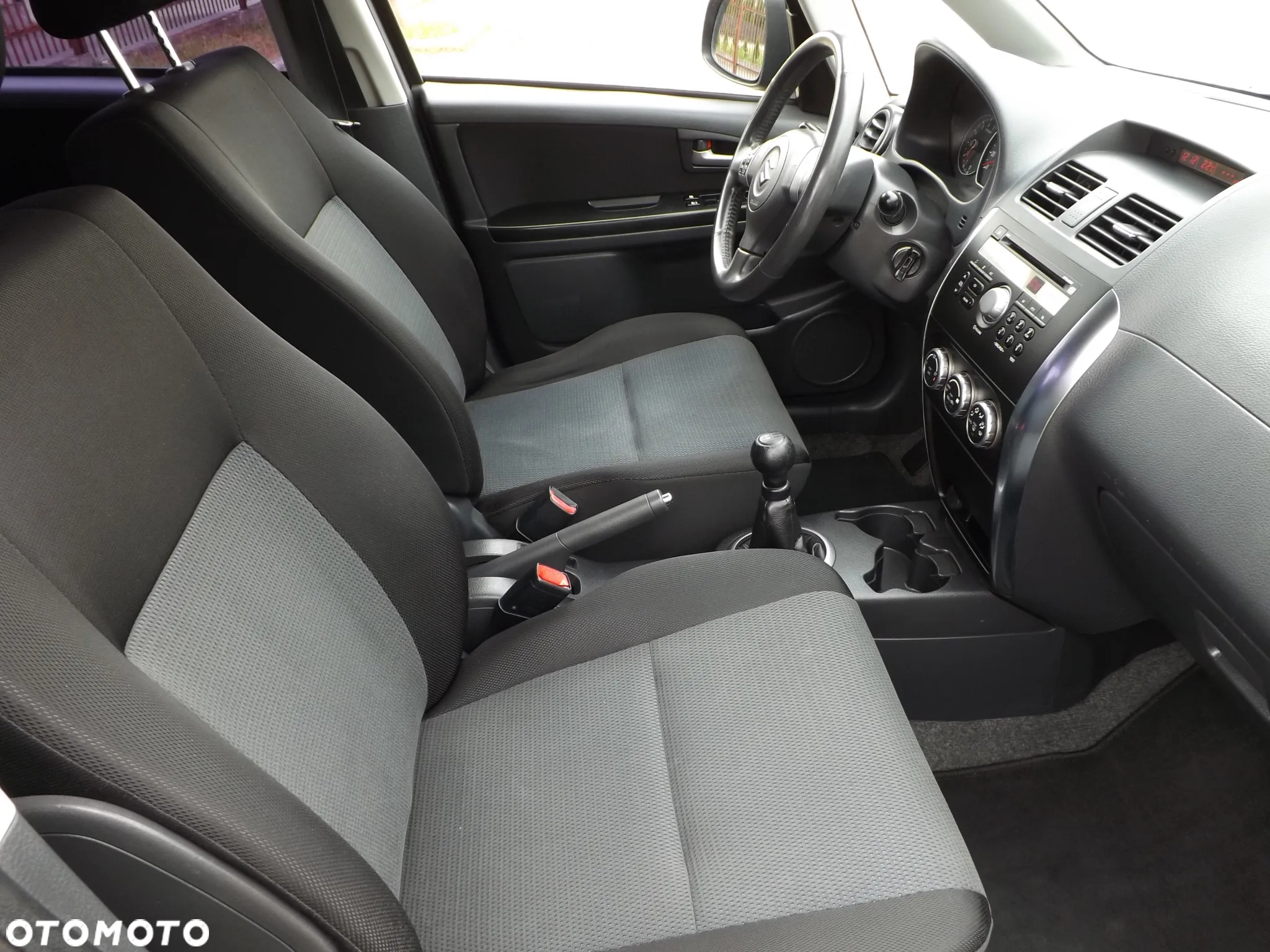 Suzuki SX4 1.6 VVT Comfort - 10
