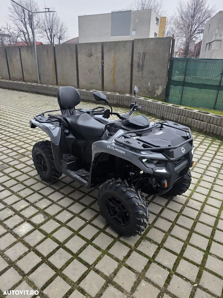 Can-Am Outlander Max - 2