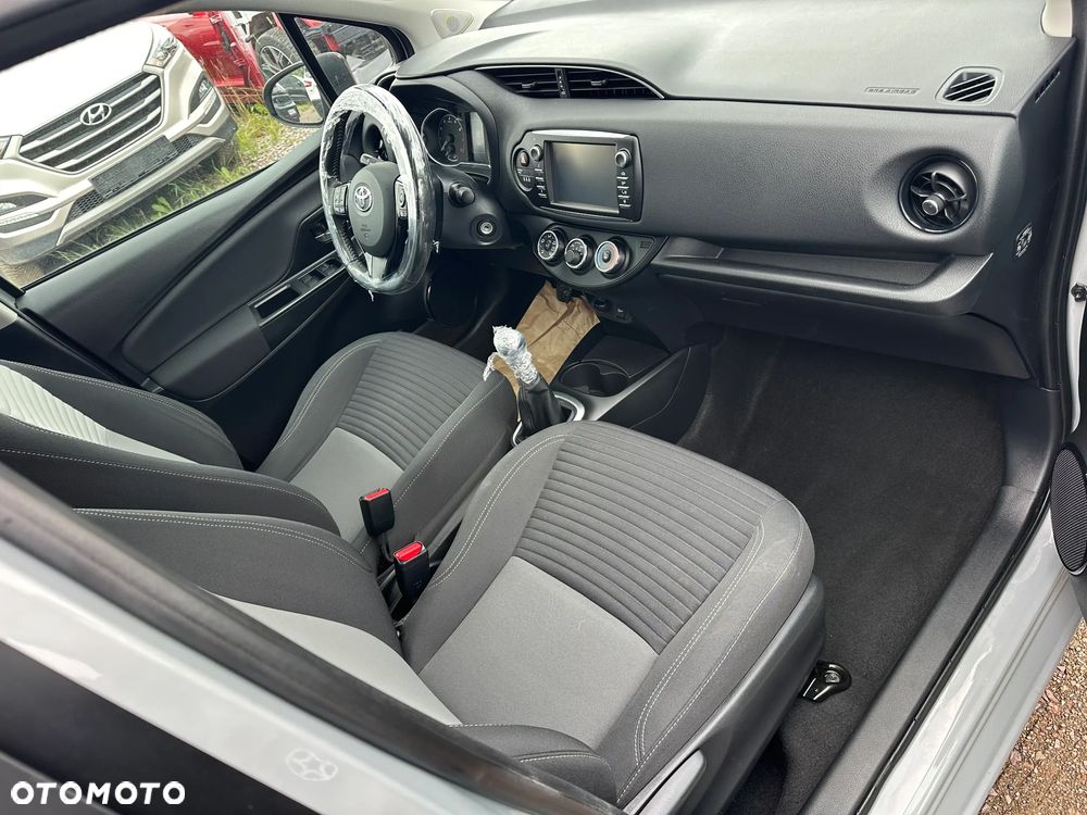 Toyota Yaris 1.5 Life - 2