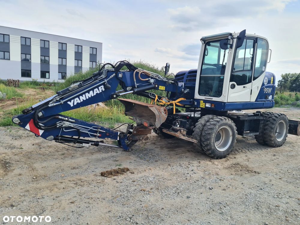 Yanmar B95W - 4