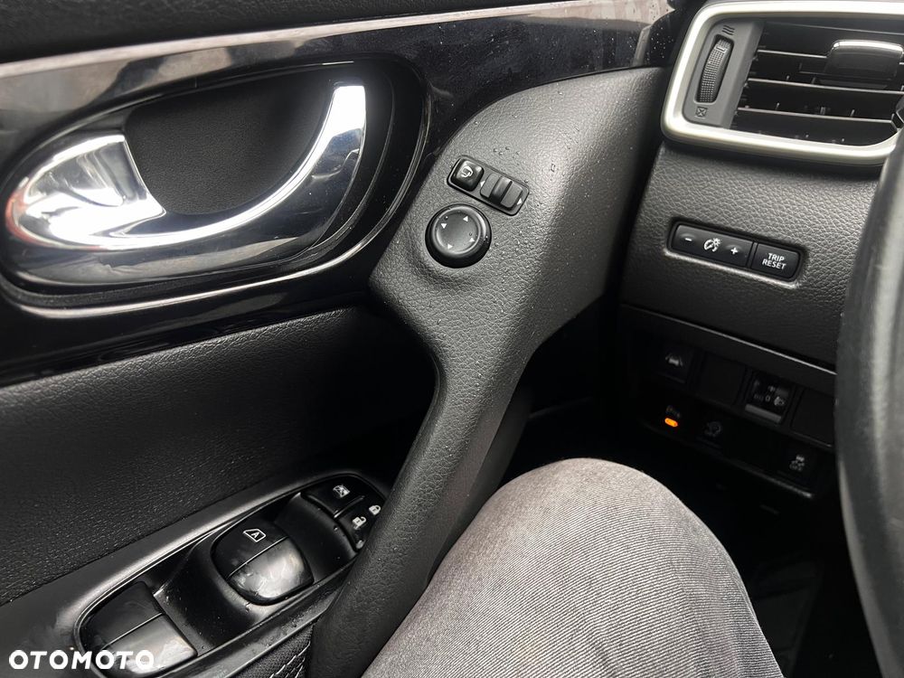 Nissan Qashqai - 19
