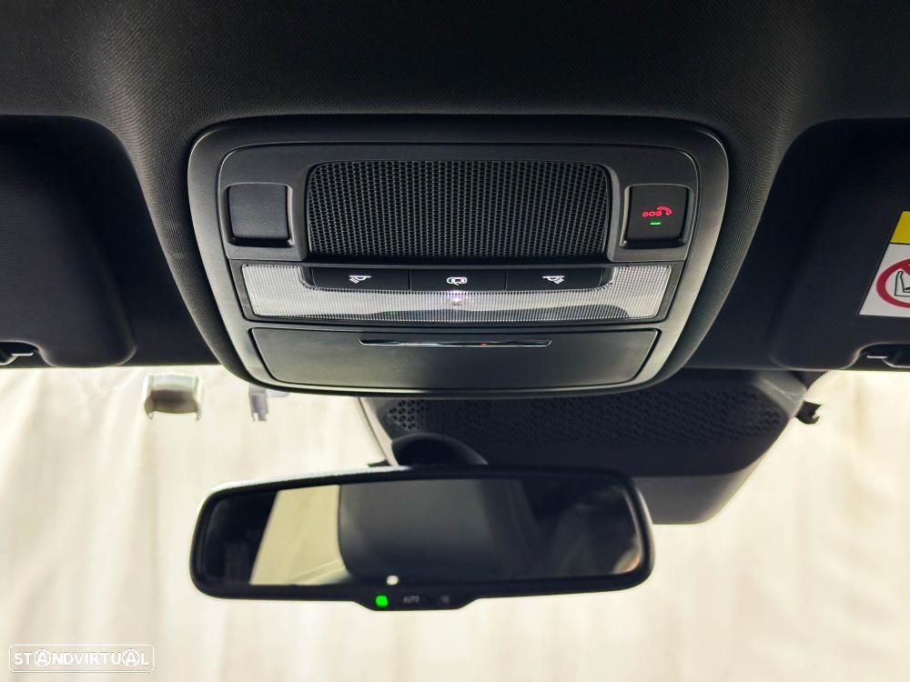 MG MG4 77 kWh Extended Range Luxury - 24