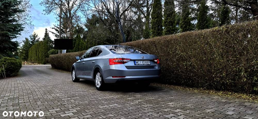 Skoda Superb 1.4 TSI ACT Style - 6