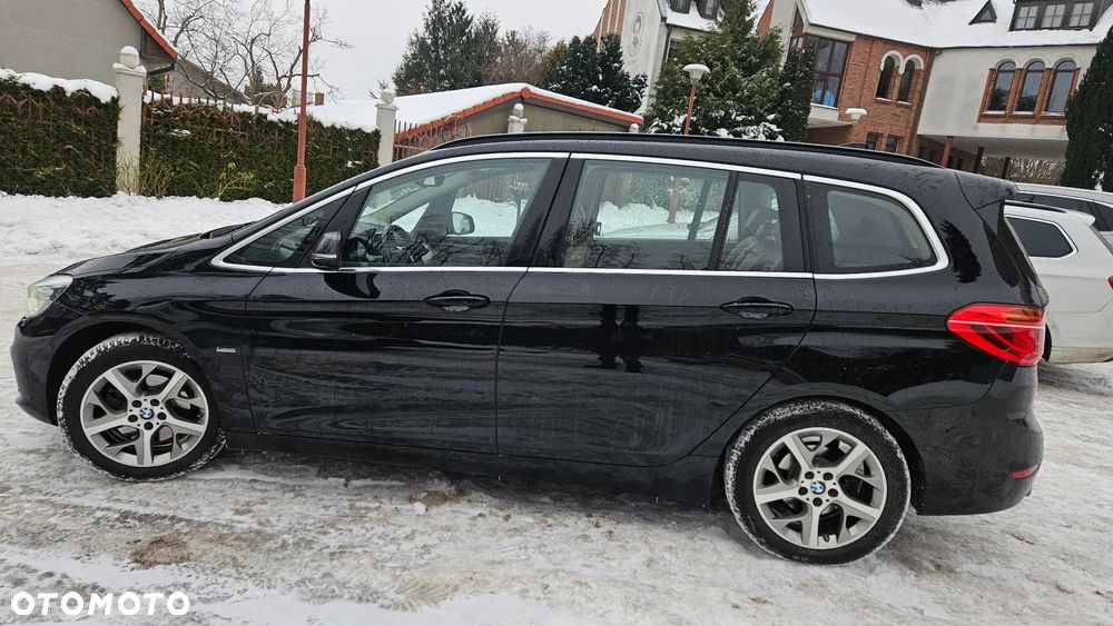 BMW Seria 2 218d Luxury Line - 2