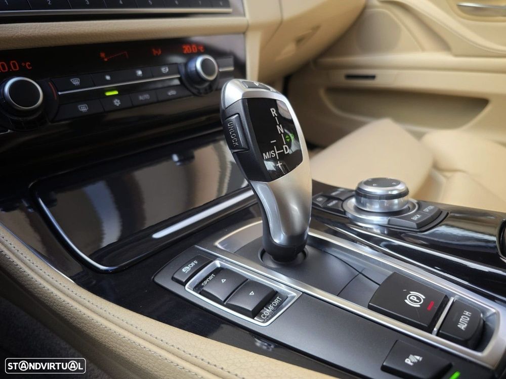 BMW 520 d Line Luxury Auto - 26