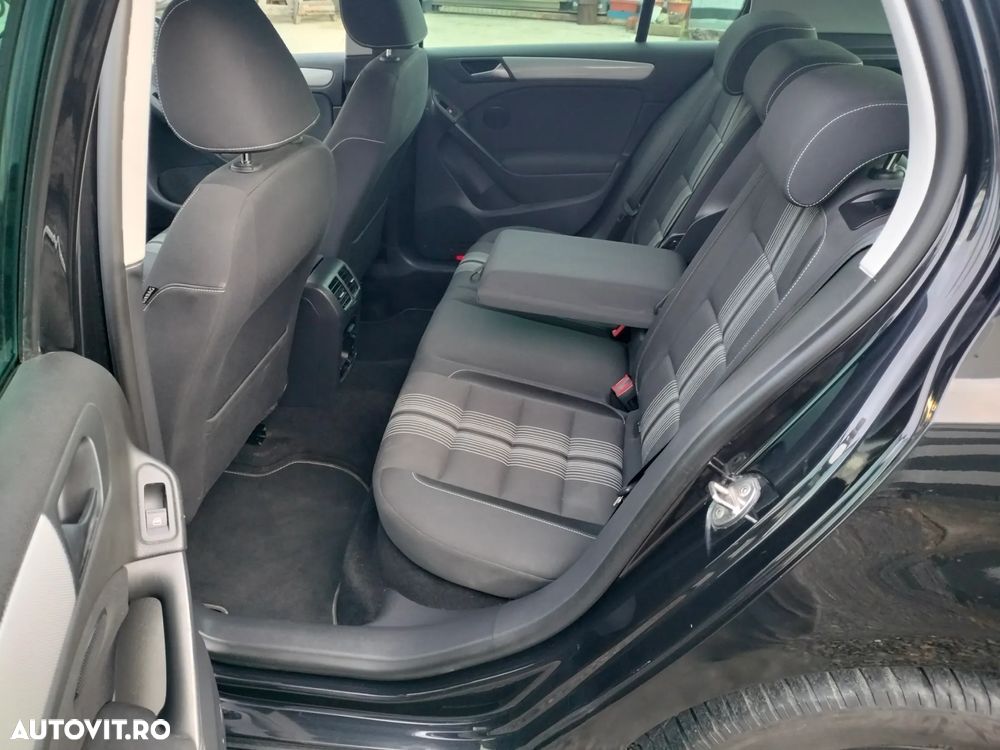 Volkswagen Golf 1.6 TDI DPF Style - 35