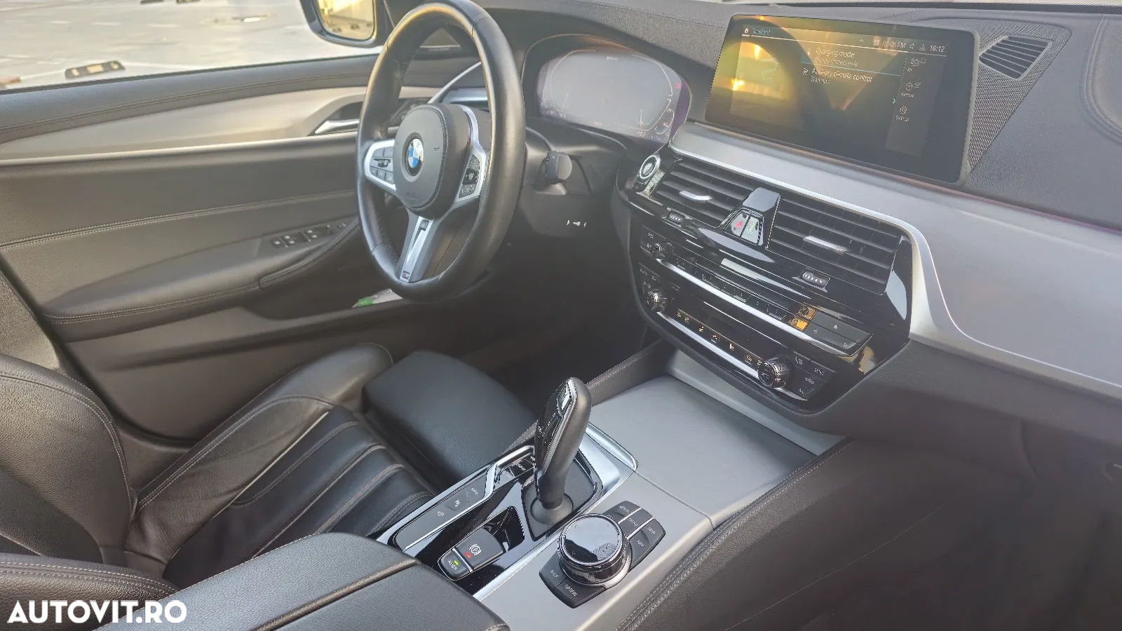 BMW Seria 5 530e Aut. Luxury Line - 14