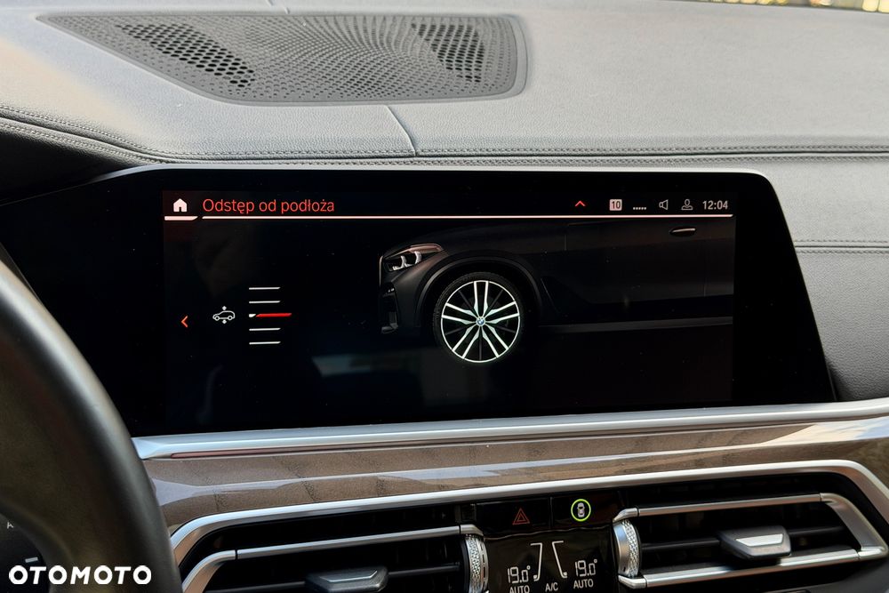 BMW X5 xDrive40i sport - 24