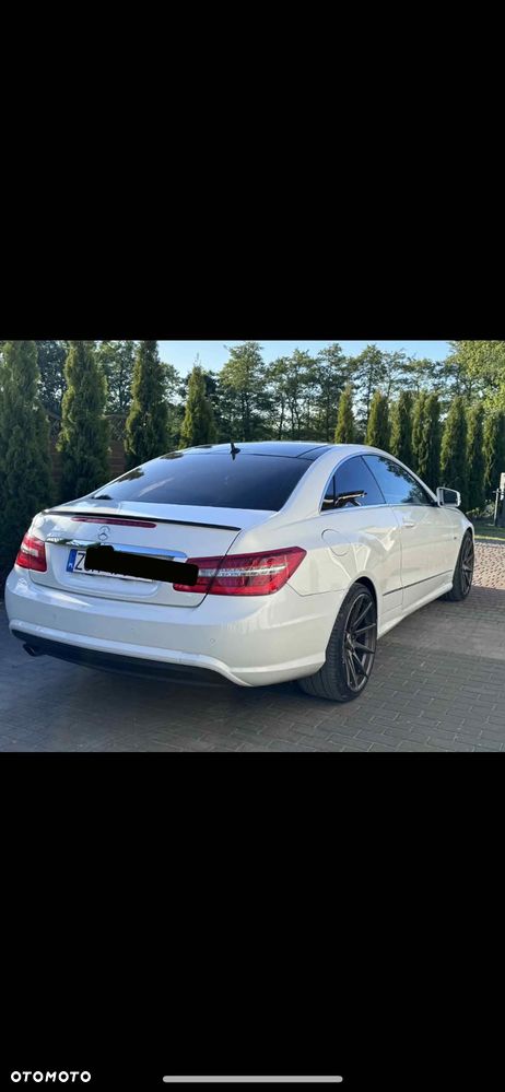Mercedes-Benz Klasa E ver-200-cgi-blueefficiency - 2