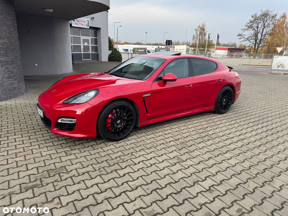Porsche Panamera GTS - 12