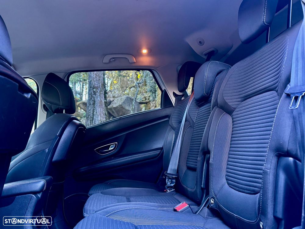 Renault Scénic 1.5 dCi Exclusive SS - 13