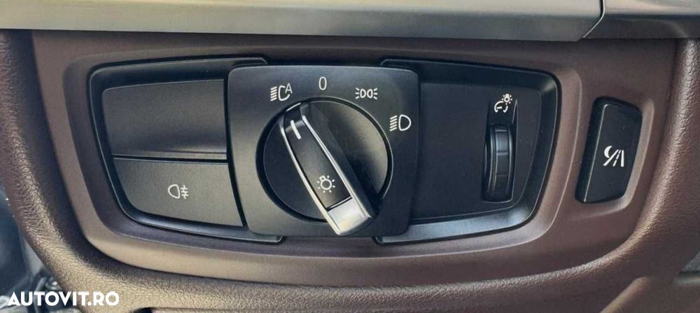 BMW X5 M M50d - 25