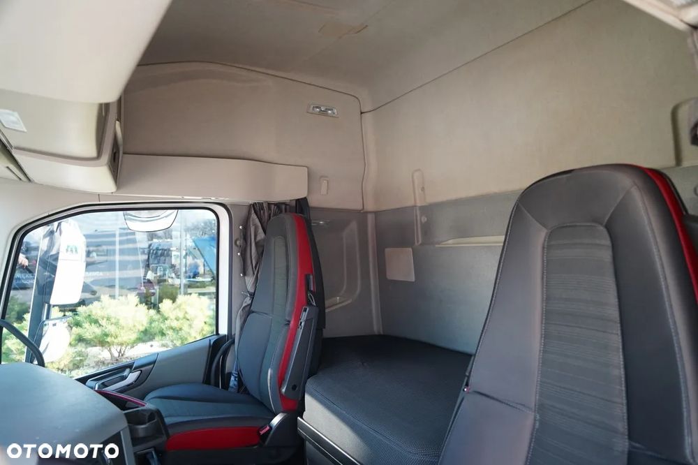 Volvo FH 460 / I-SHIFT / EURO 6 - 24