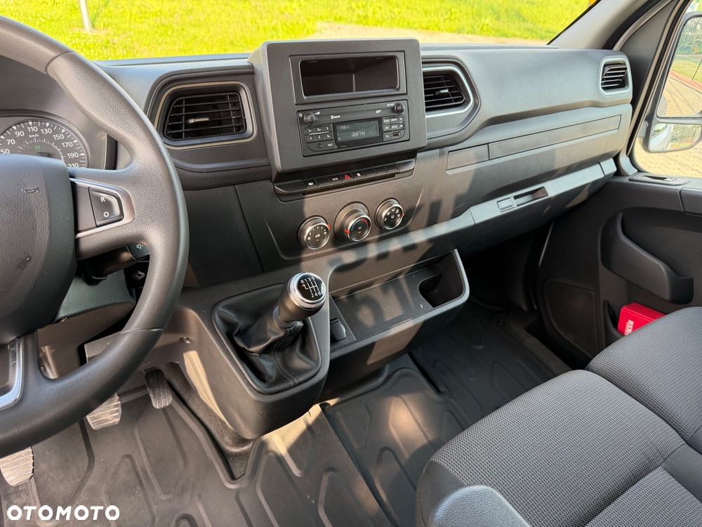 Renault Master - 18