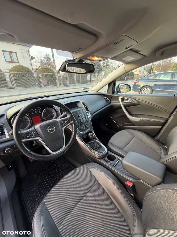 Opel Astra 1.7 CDTI - 9