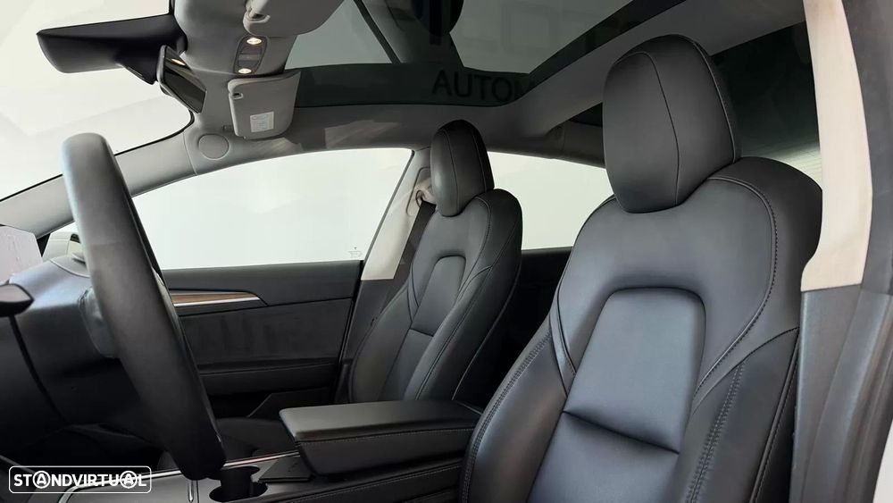 Tesla Model 3 Standard RWD - 17