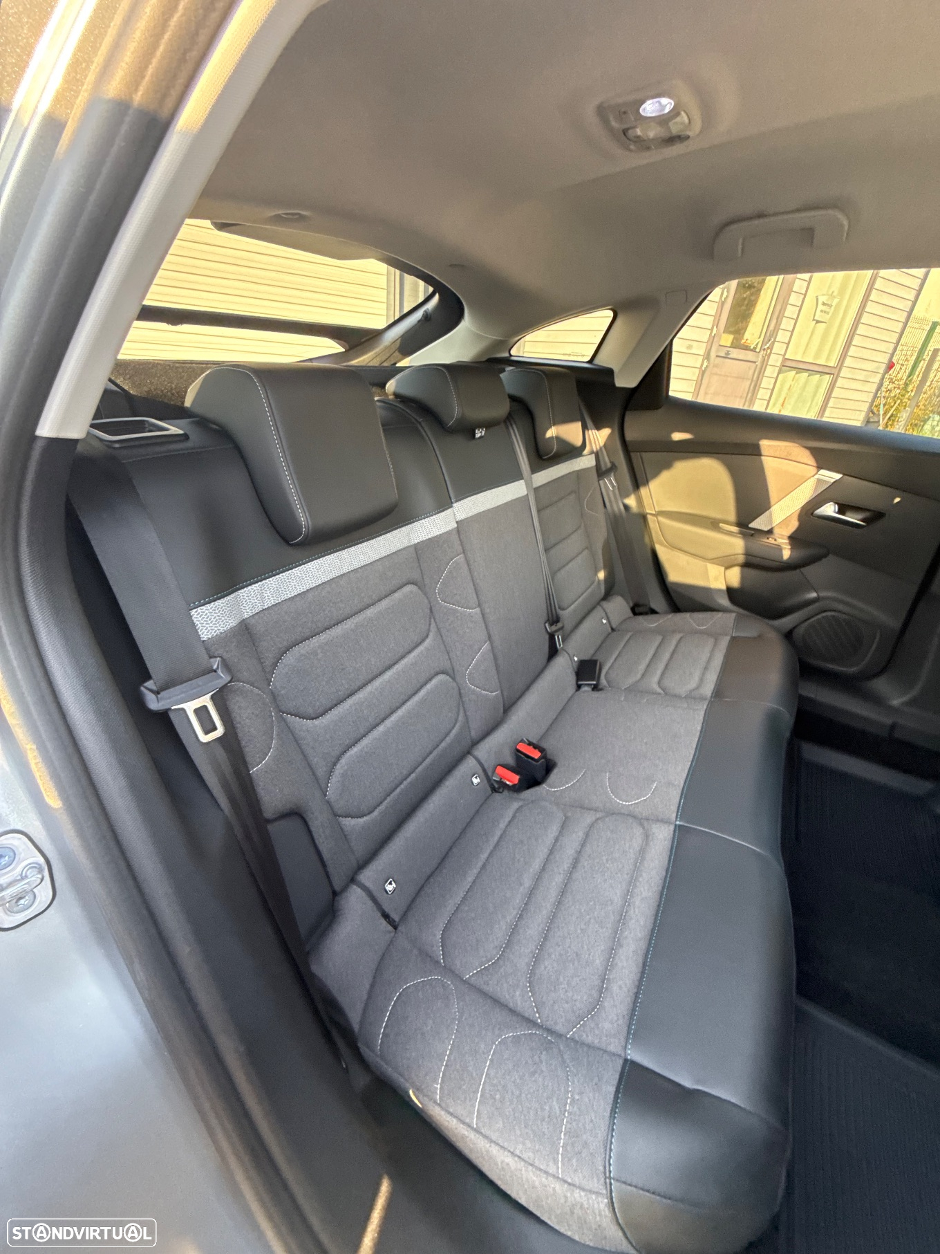 Citroën C4 PureTech 130 Stop&Start FEEL PACK - 24