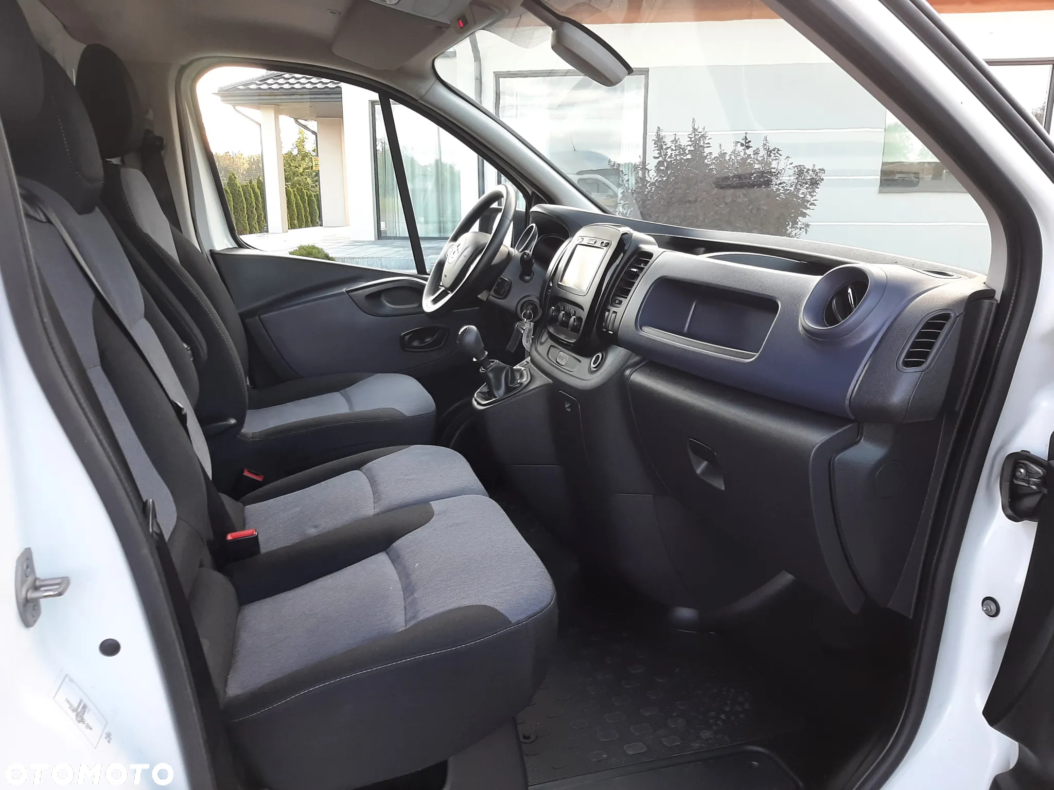 Opel Vivaro - 14