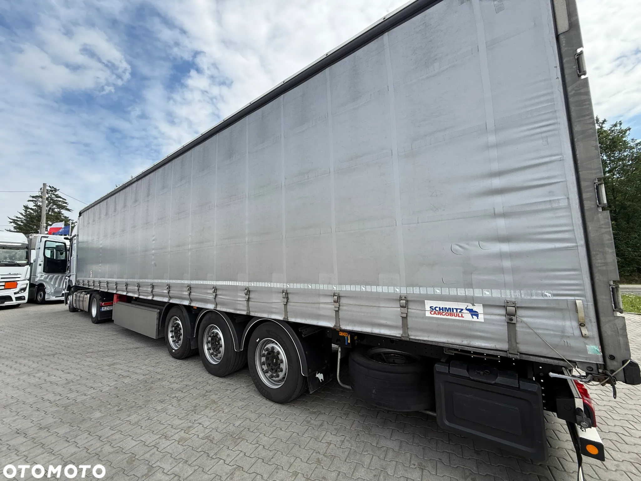 Schmitz Cargobull Varios - 4