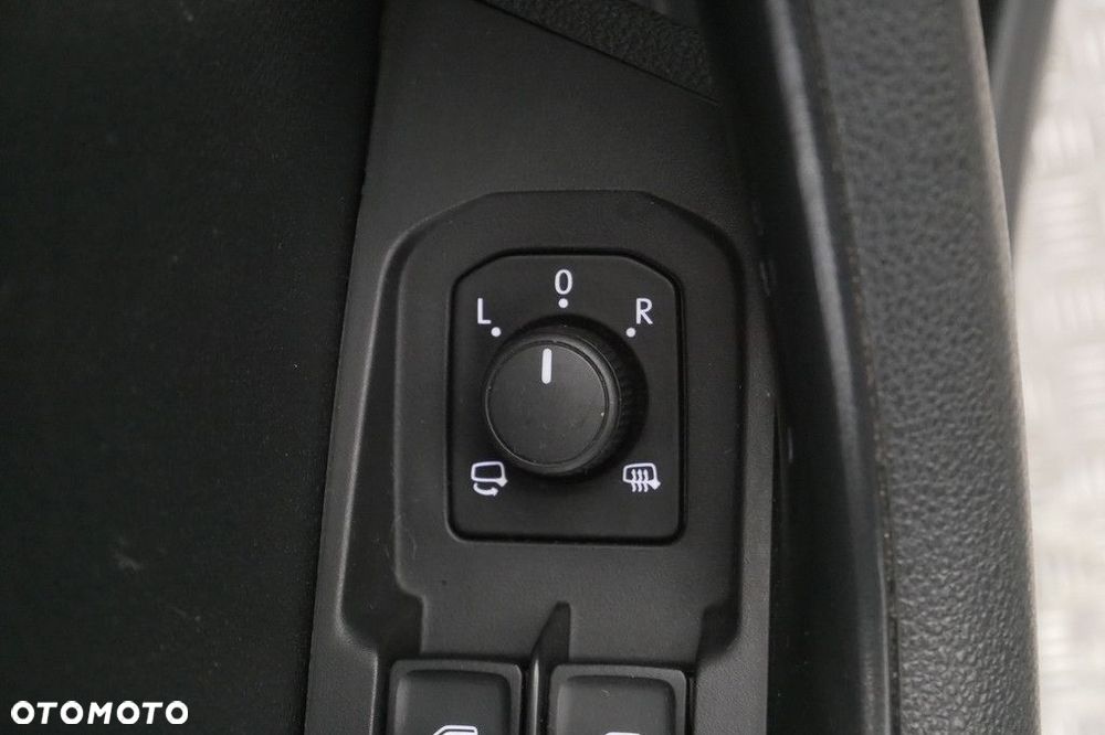 Skoda Karoq 1.5 TSI ACT Style DSG - 29