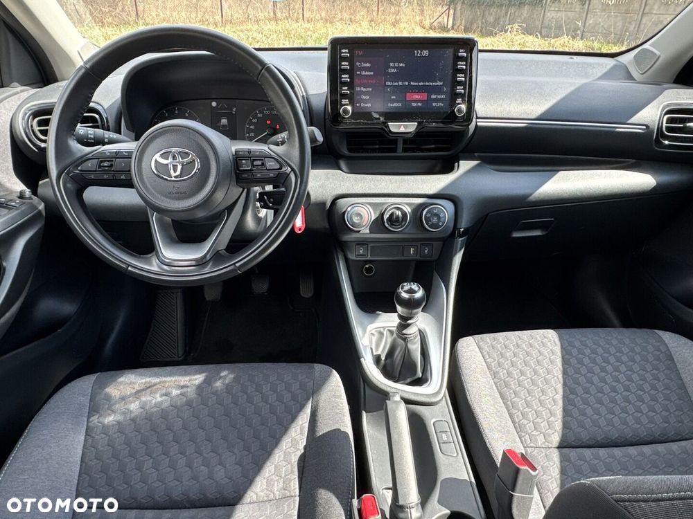 Toyota Yaris - 11