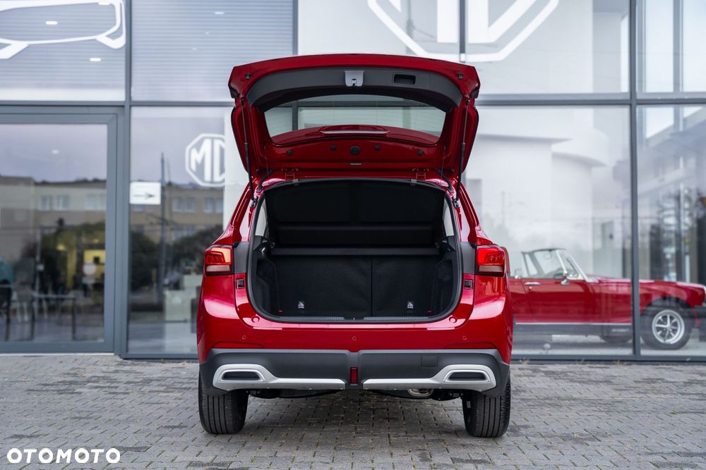 MG ZS - 19