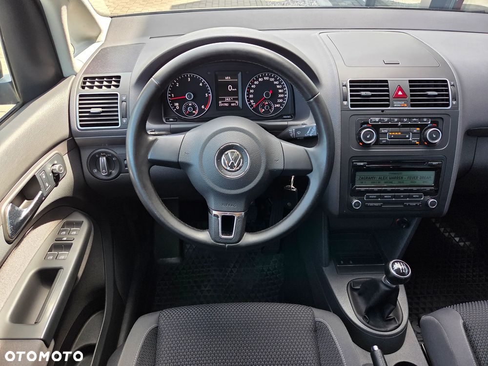 Volkswagen Touran 1.6 TDI DPF BlueMotion Technology Comfortline - 22