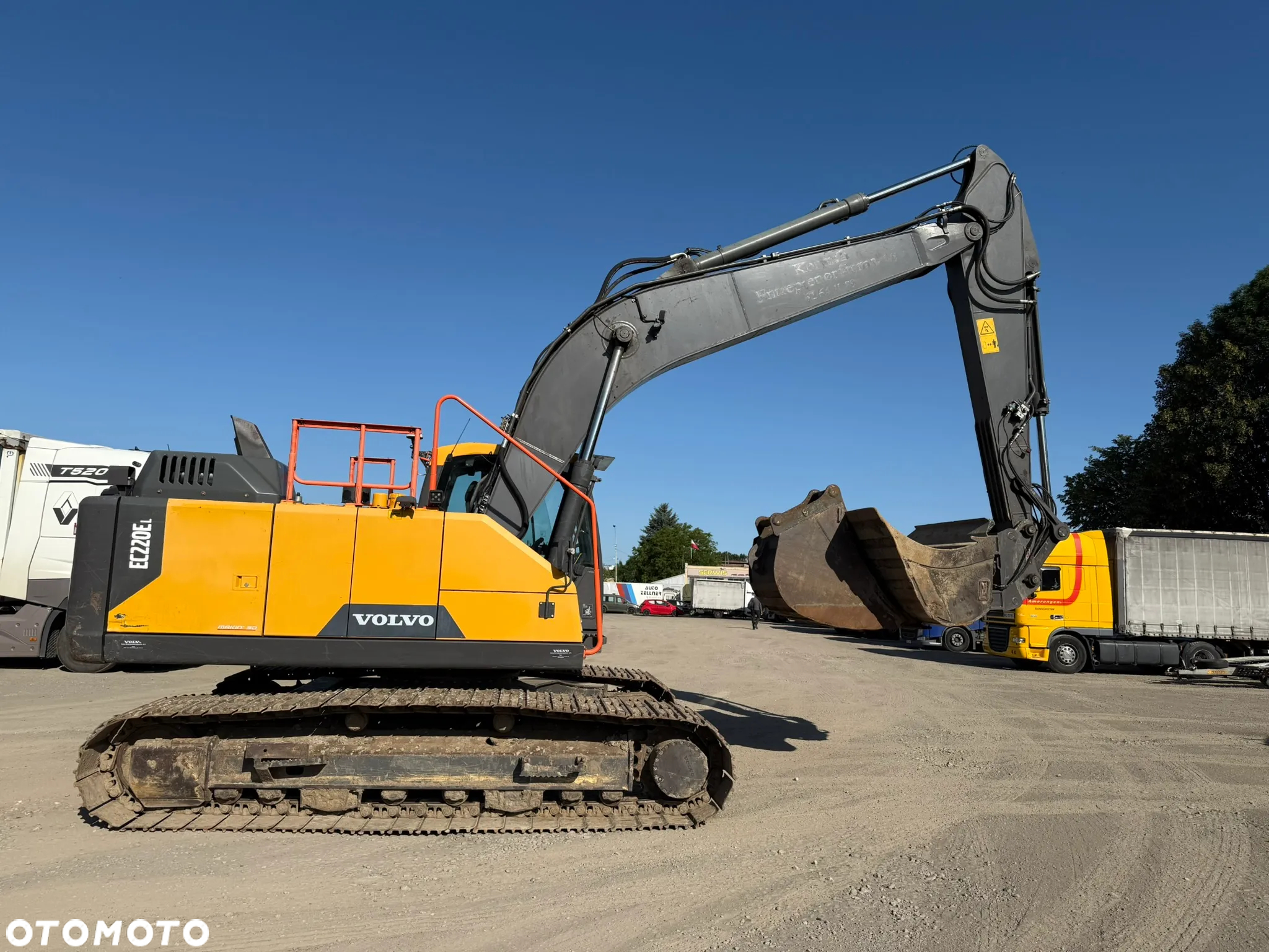 Volvo EC220 EL - 2