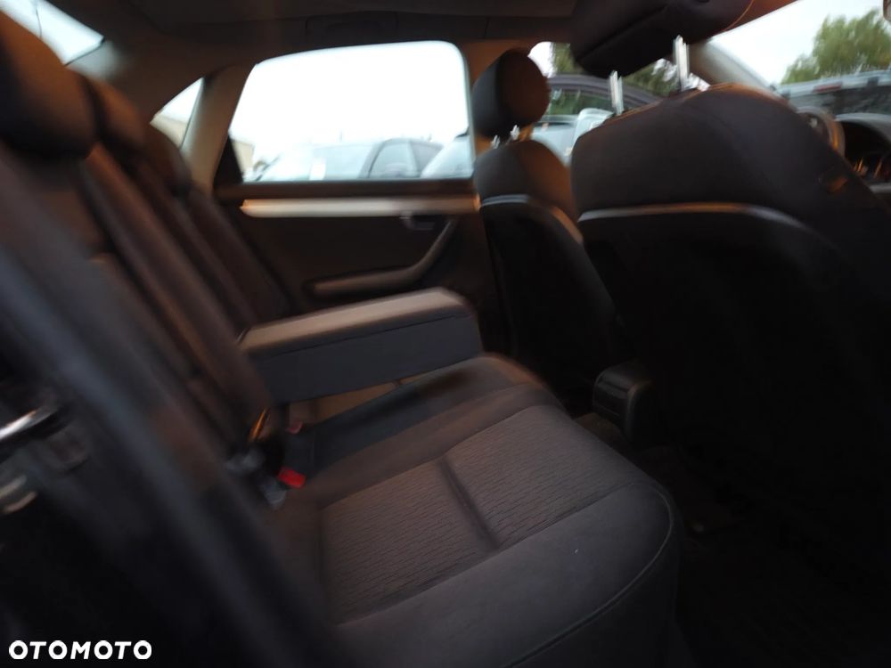 Audi A4 Limousine 1.6 - 16