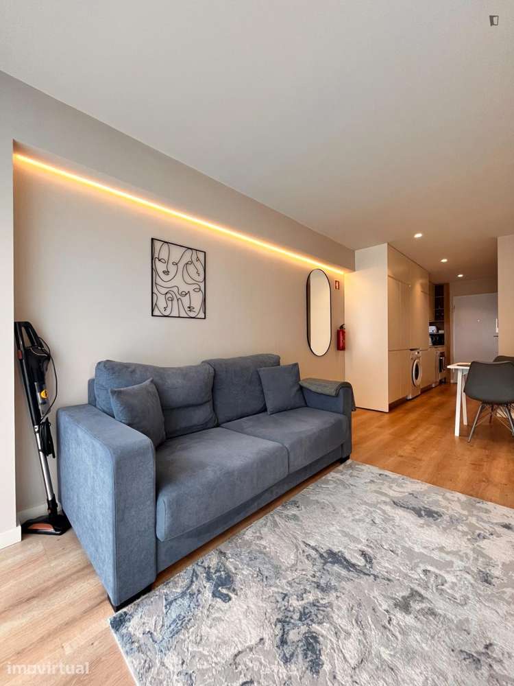 Apartamento com 1 quartos - localizado em Santo Ildefonso Porto - Grande imagem: 4/33