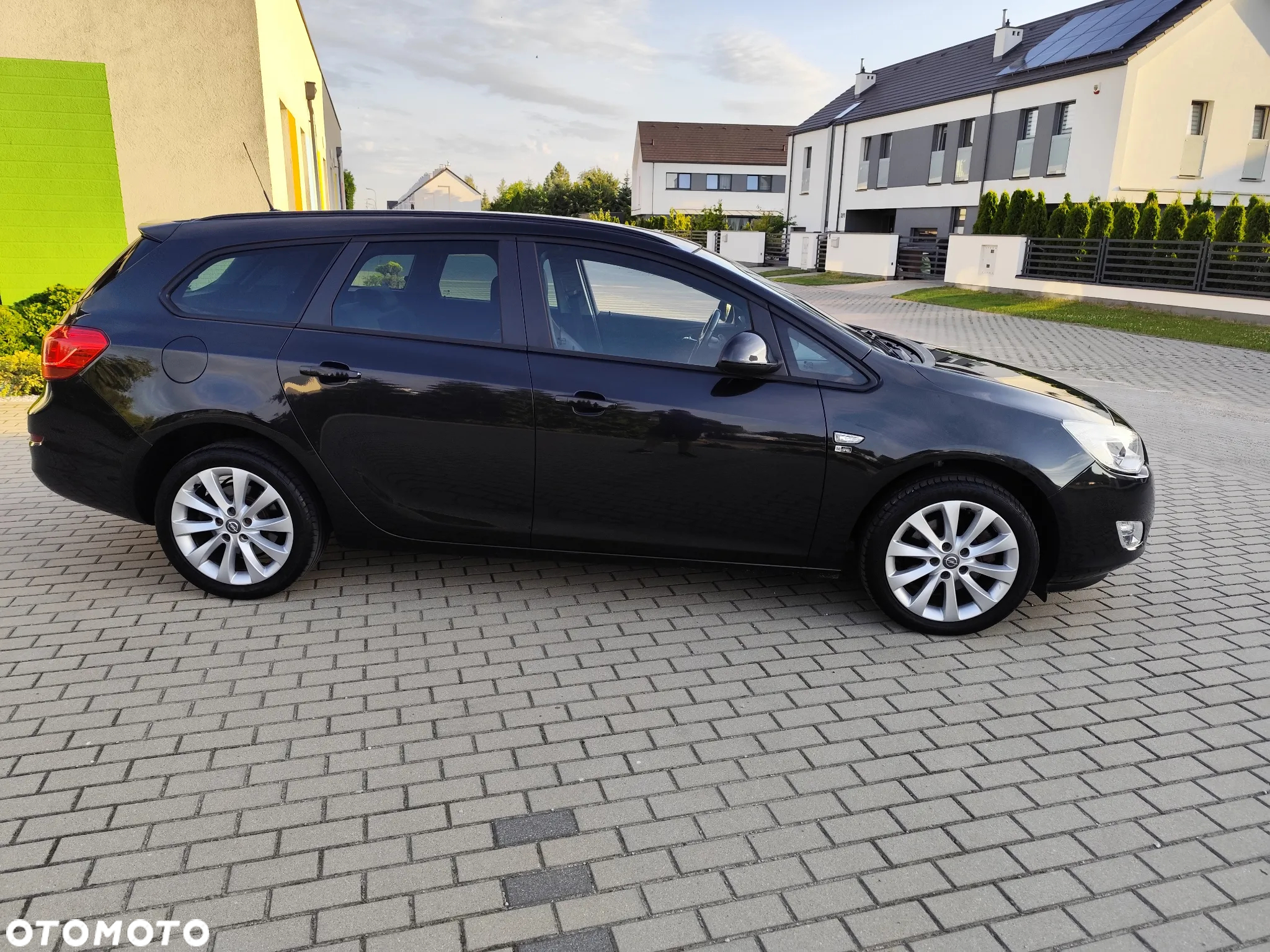 Opel Astra IV 1.7 CDTI Cosmo - 9