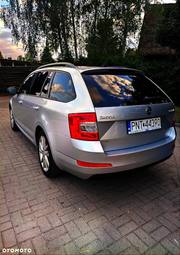 Skoda Octavia 2.0 TDI 4x4 Style DSG - 8