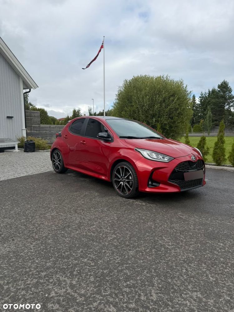 Toyota Yaris Hybrid 1.5 GR Sport - 1