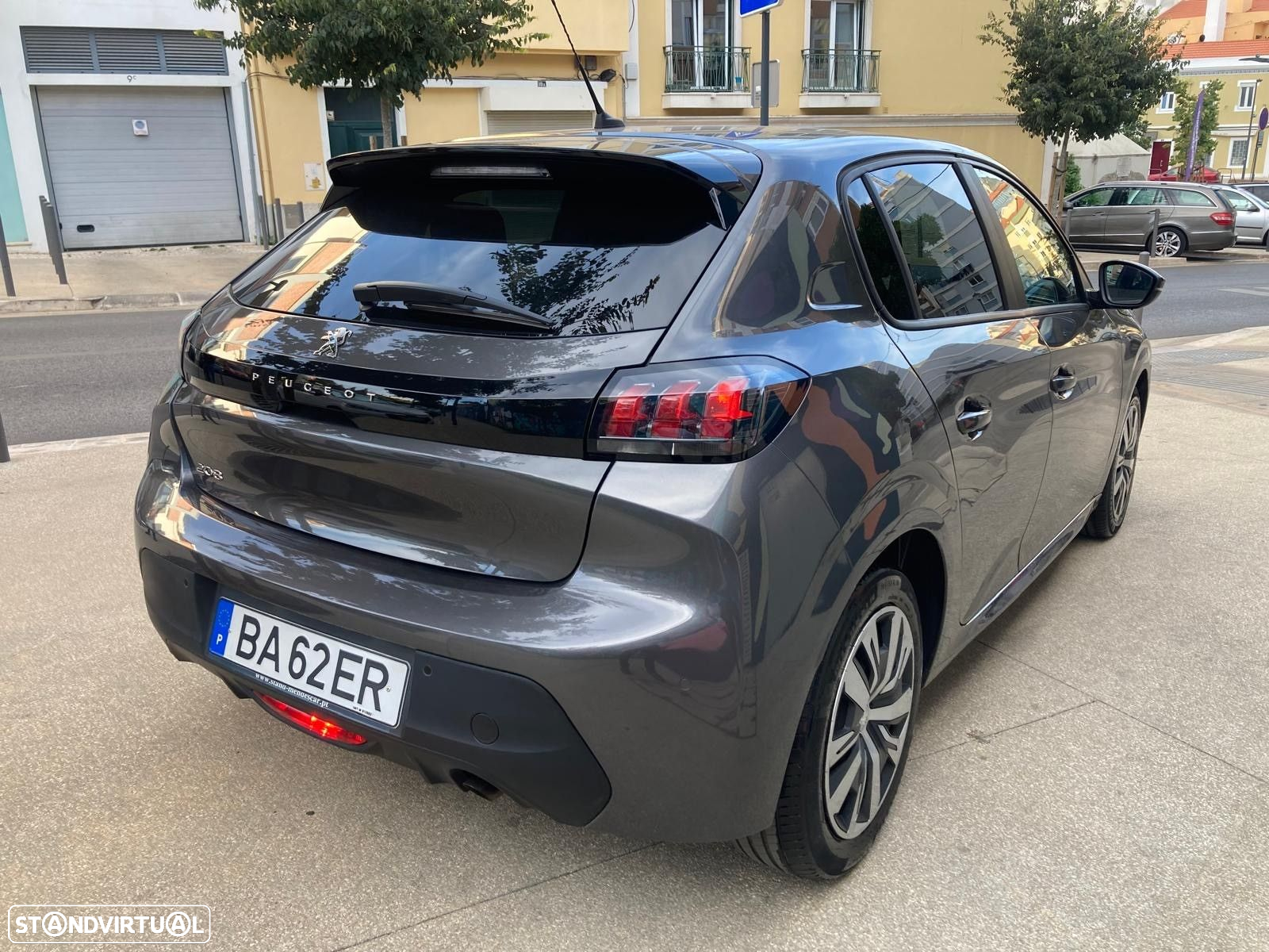 Peugeot 208 1.2 PureTech Active - 3