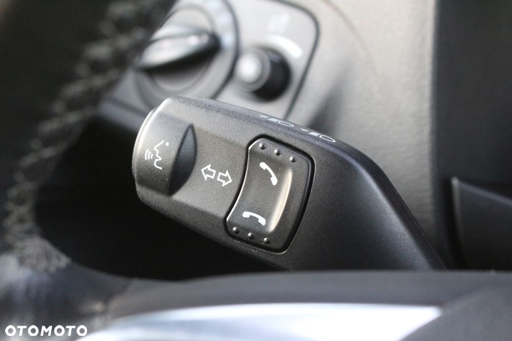 Ford S-Max 2.0 TDCi DPF Titanium - 33